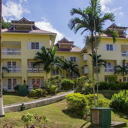 Hotel Hillview At Mystic Ridge à Ocho Ríos Extérieur photo